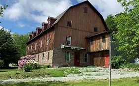 Baneberry Meadows B&B